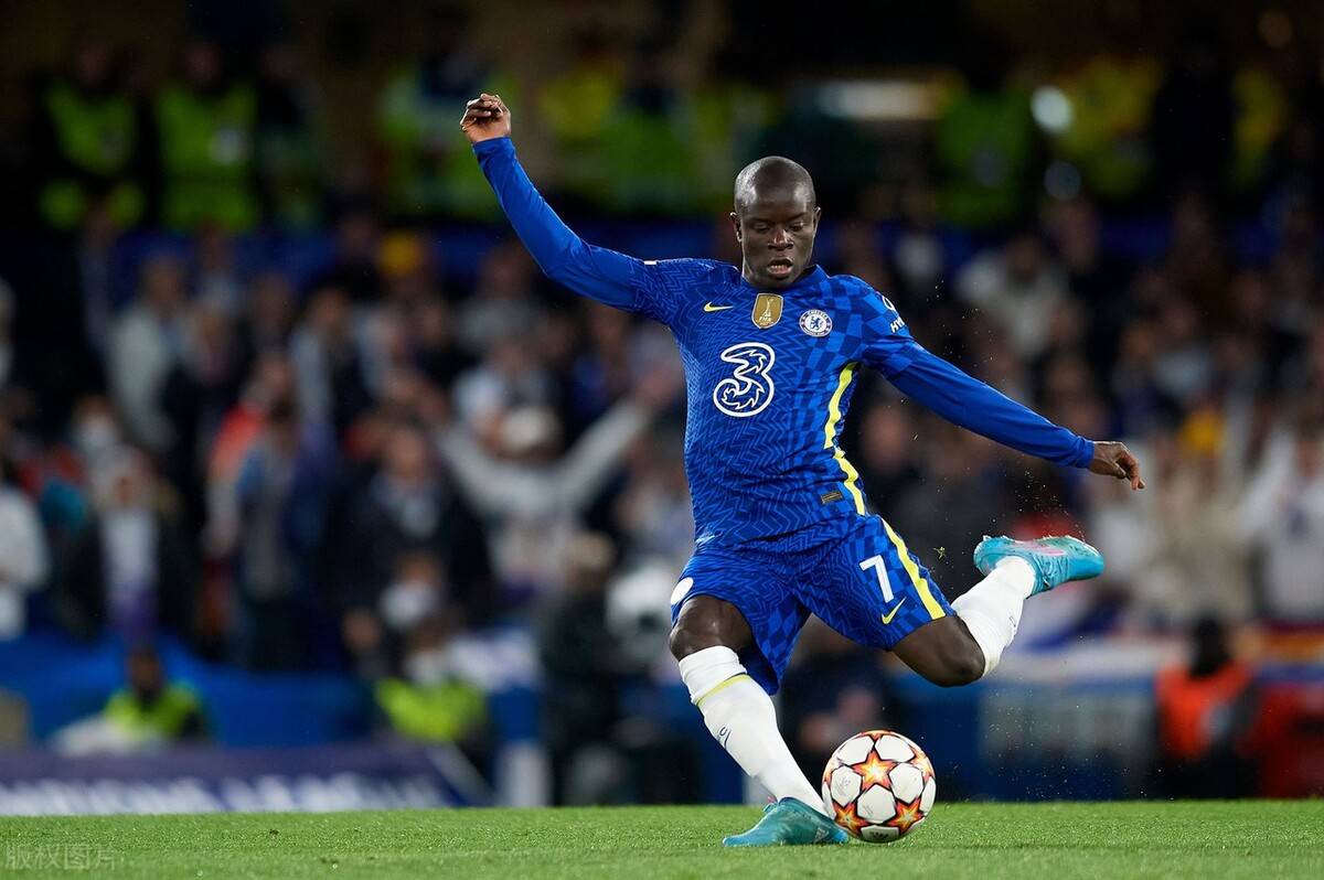 爱游戏官网-芝加哥公牛冲刺阶段单刀错失詹姆斯连续十二场比赛得分超过赛况扑朔迷离，上海久事围绕NBA总决赛回应争议直接炸裂