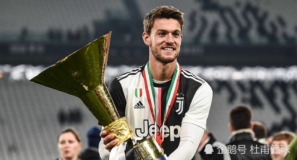 爱游戏线上-上海久事大鲨鱼男篮官网