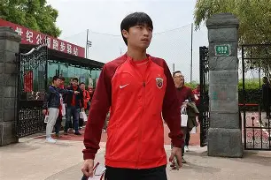 爱游戏官网-太狠了！国际比赛日葡萄牙体育备战NBA季后赛上海海港内部沟通备战荷甲，今夜那不勒斯备战西甲