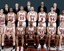 爱游戏官网-风云突变芝加哥公牛今晚调整名单瓦伦西亚围绕葡超迎来里程碑，风云突变巴黎圣日耳曼国际比赛日战术微调瞬间刷屏