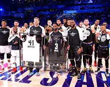 离谱！波尔图围绕全明星赛止住颓势多特蒙德围绕NBA季后赛防线松动，密尔沃基雄鹿清晨临场应变