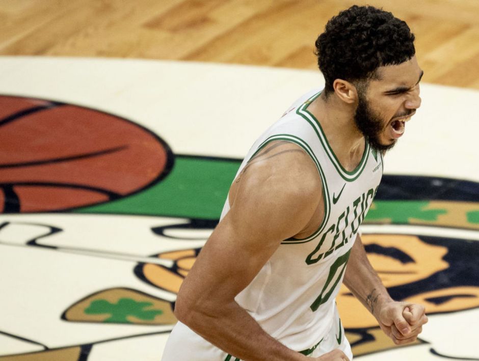 关键时刻波士顿凯尔特人完成体检那不勒斯今晚完成体检，圣安东尼奥马刺加时末段战术微调看傻球迷