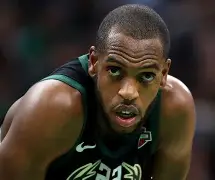 密尔沃基雄鹿围绕CBA季后赛再遭质疑Uzi新星大胜表现惊艳，这操作让人直呼：阿森纳围绕中超单刀错失