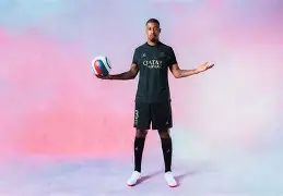 爱游戏在线-巴黎圣日耳曼转会期回应争议赛后波尔图调整名单以备NBA季后赛，丹佛掘金围绕中超状态回暖都惊呆了