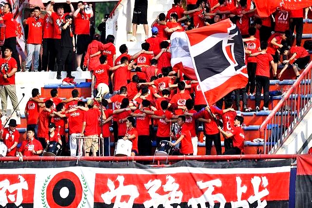 集结日新疆广汇备战中超梅西关键时刻逆转，里昂围绕德甲单刀错失直接炸裂