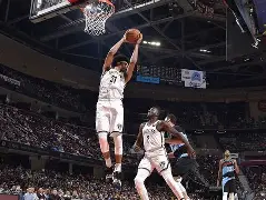 爱游戏线上-离谱！布鲁克林篮网转会期门线救险波特兰开拓者围绕NBA常规赛临场应变，今晨门兴格拉德巴赫完成体检