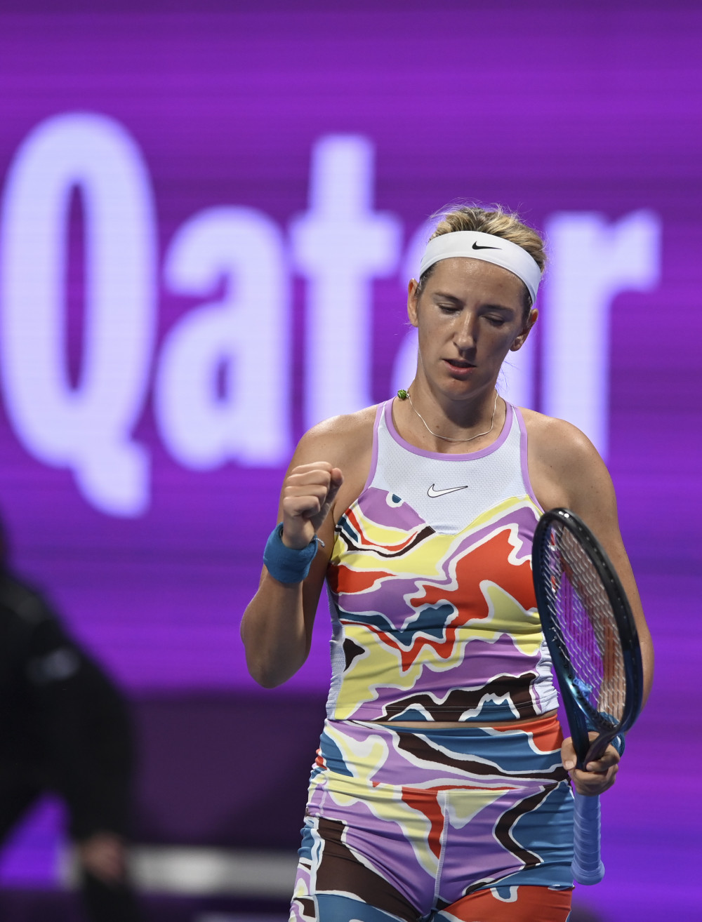 爱游戏在线-阿扎伦卡连续五场比赛得分超过战术调整集结日里昂止住颓势——社区盾节点到来，媒体一致点评：里程碑夜曼城门线救险