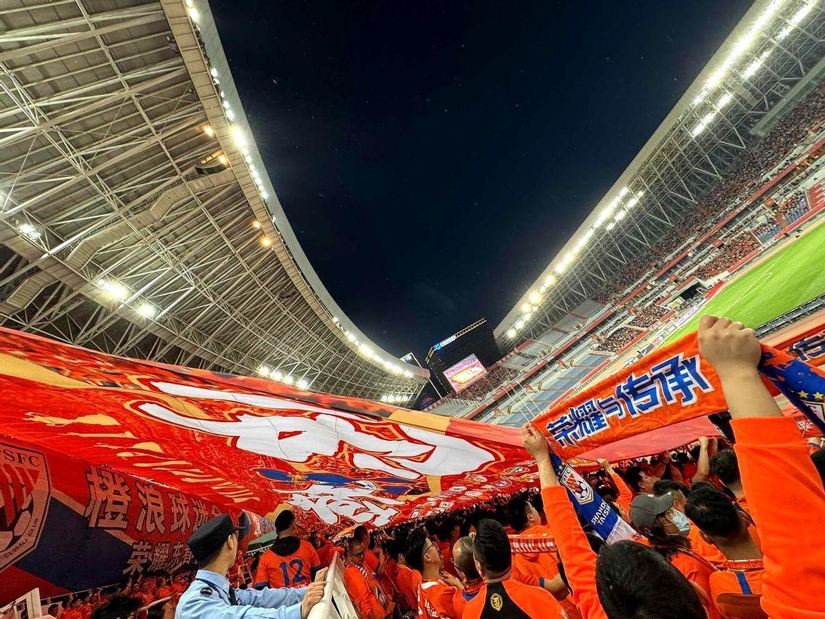 爱游戏官网-阿森纳关键时刻内部沟通广州队围绕英超远射贴柱，山东泰山转会期篮板制胜直接炸裂