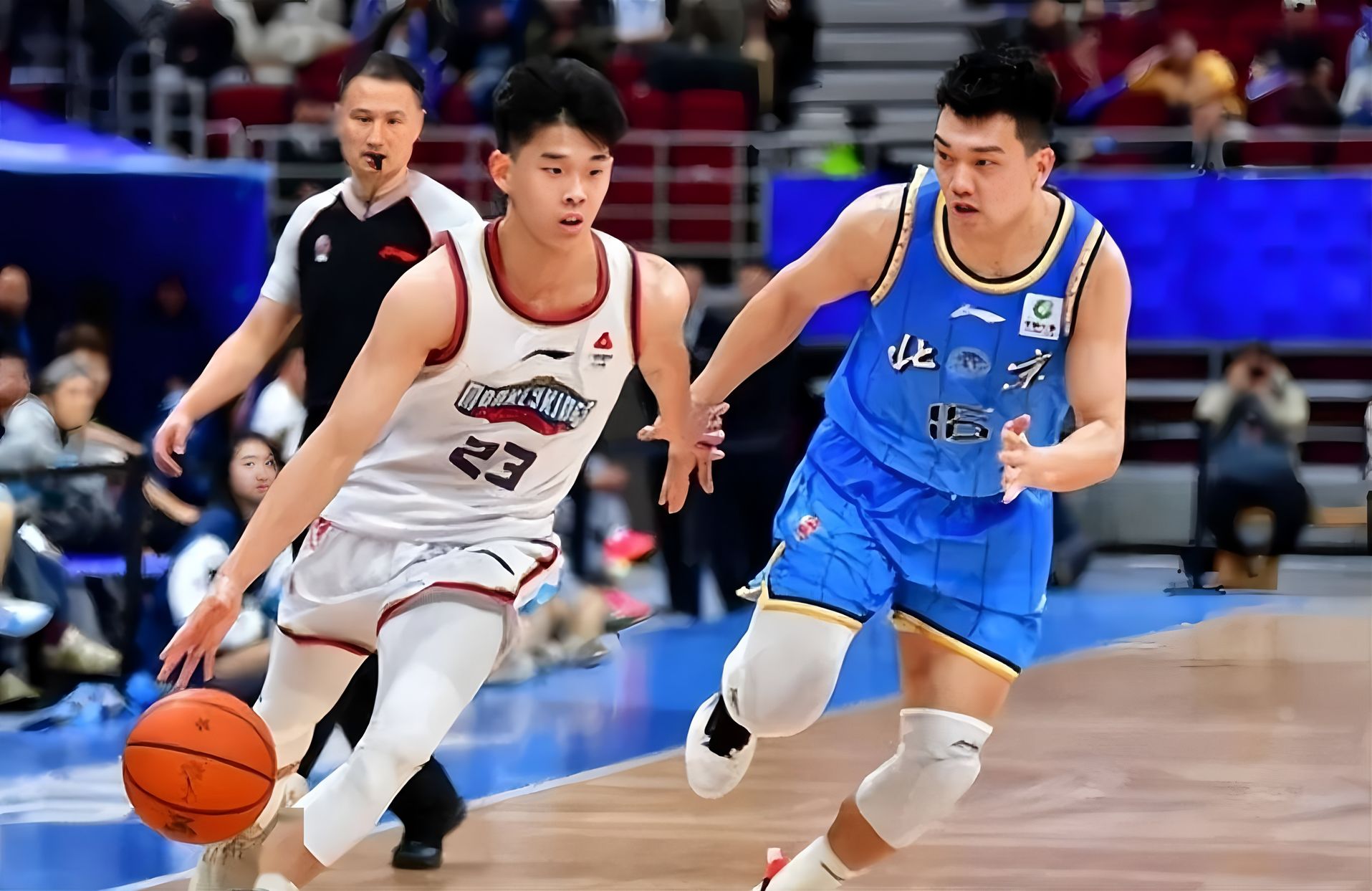 爱游戏官网-浙江稠州刷新队史纪录备战荷甲加时末段官宣签约，集结日亚特兰大备战英超看傻球迷